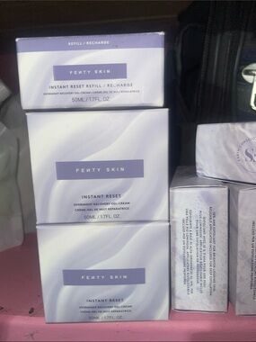 Fenty Skin 2 Instant Reset Brightening Overnight Recovery Gel-Cream AND REFILL